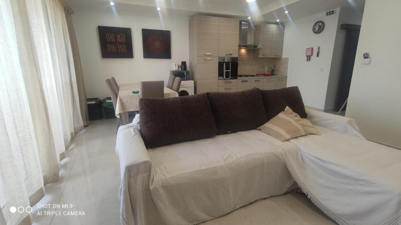 Aquamarine Sea Front Apartments - Third Floor Marsaskala Exterior foto
