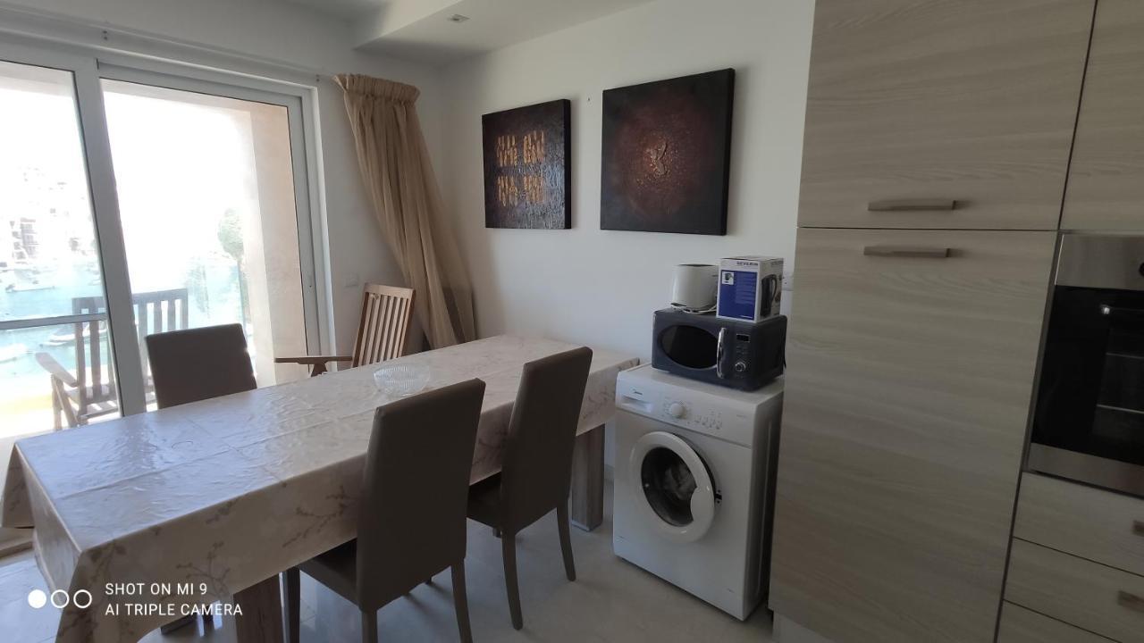 Aquamarine Sea Front Apartments - Third Floor Marsaskala Exterior foto