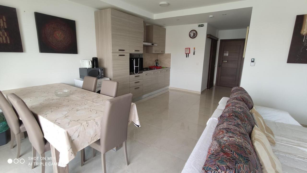 Aquamarine Sea Front Apartments - Third Floor Marsaskala Exterior foto